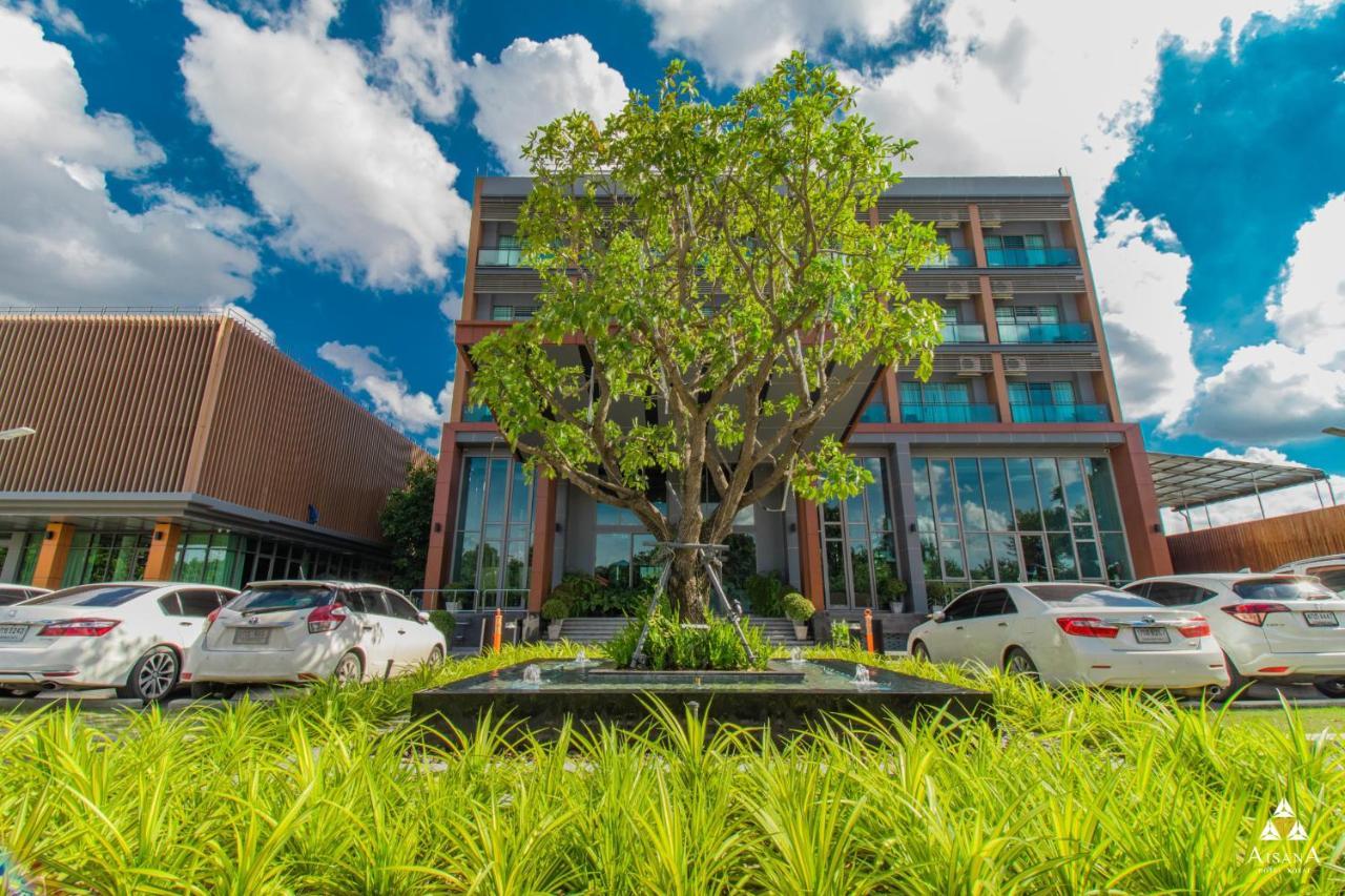Aisana Hotel Korat Nakhon Ratchasima Extérieur photo