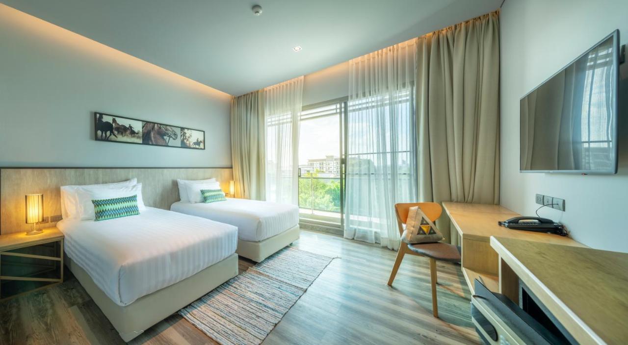 Aisana Hotel Korat Nakhon Ratchasima Extérieur photo