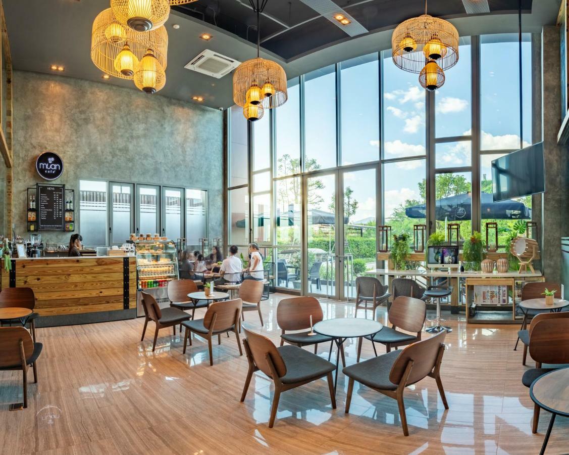 Aisana Hotel Korat Nakhon Ratchasima Extérieur photo