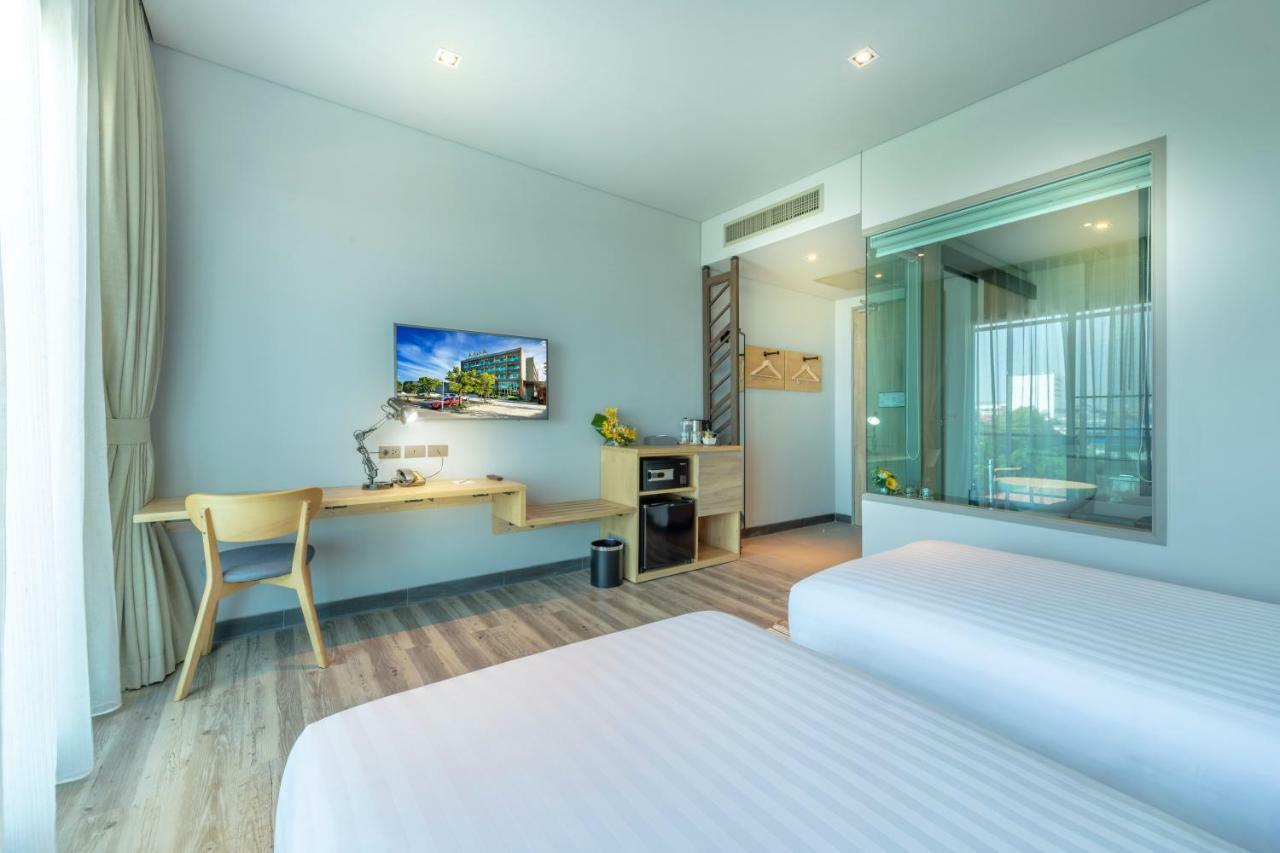 Aisana Hotel Korat Nakhon Ratchasima Extérieur photo